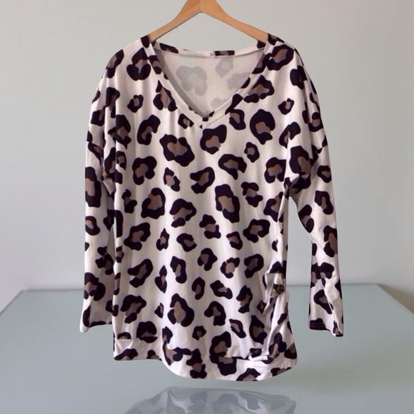 Leopard Print Tunic Blouse - XL - Button Detail + Flattering Fit - Picture 3 of 12